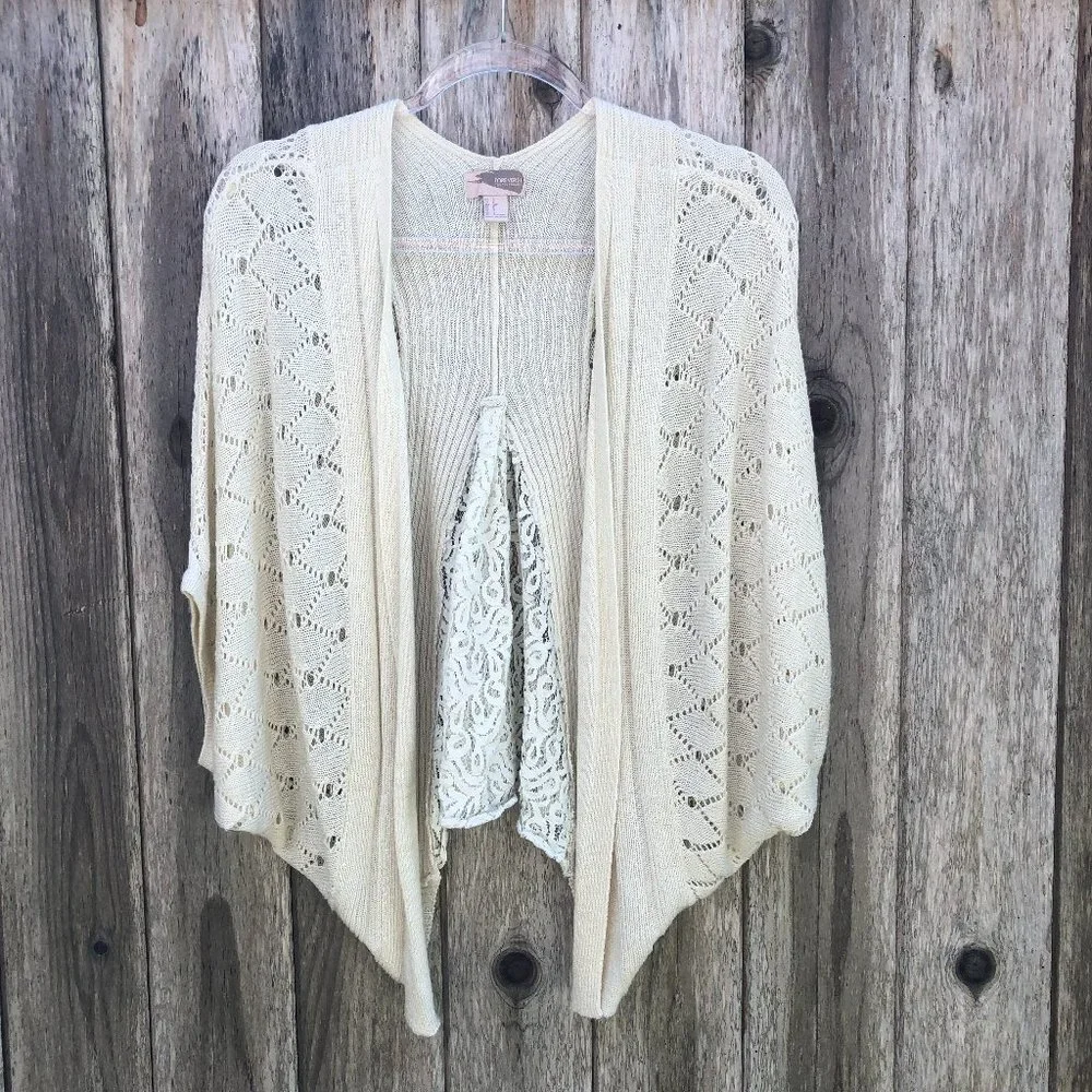 Forever 21 Flowy Crochet and Lace Cover-up Small